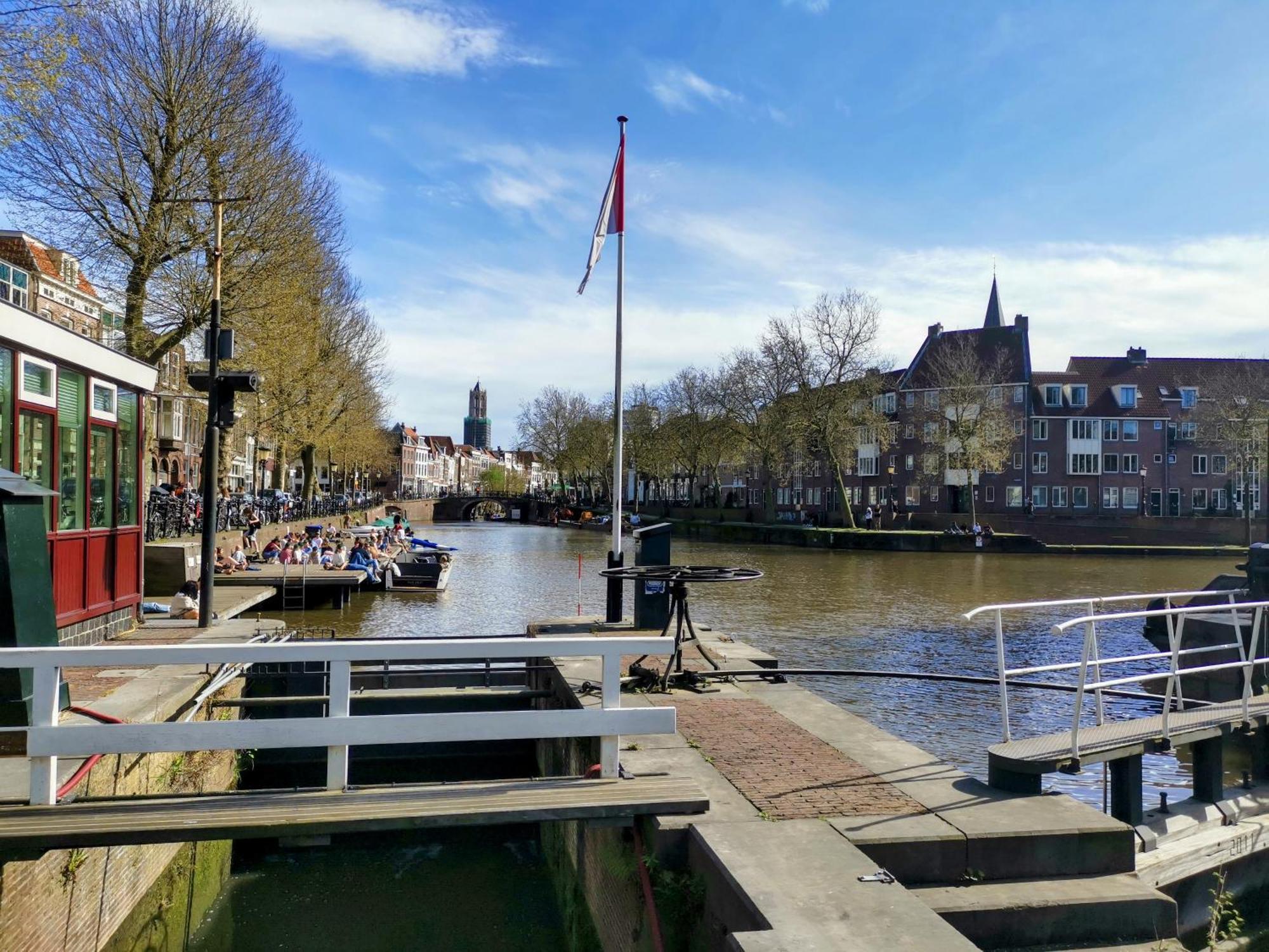 Slapen Aan De Sluis Apartman Utrecht Kültér fotó