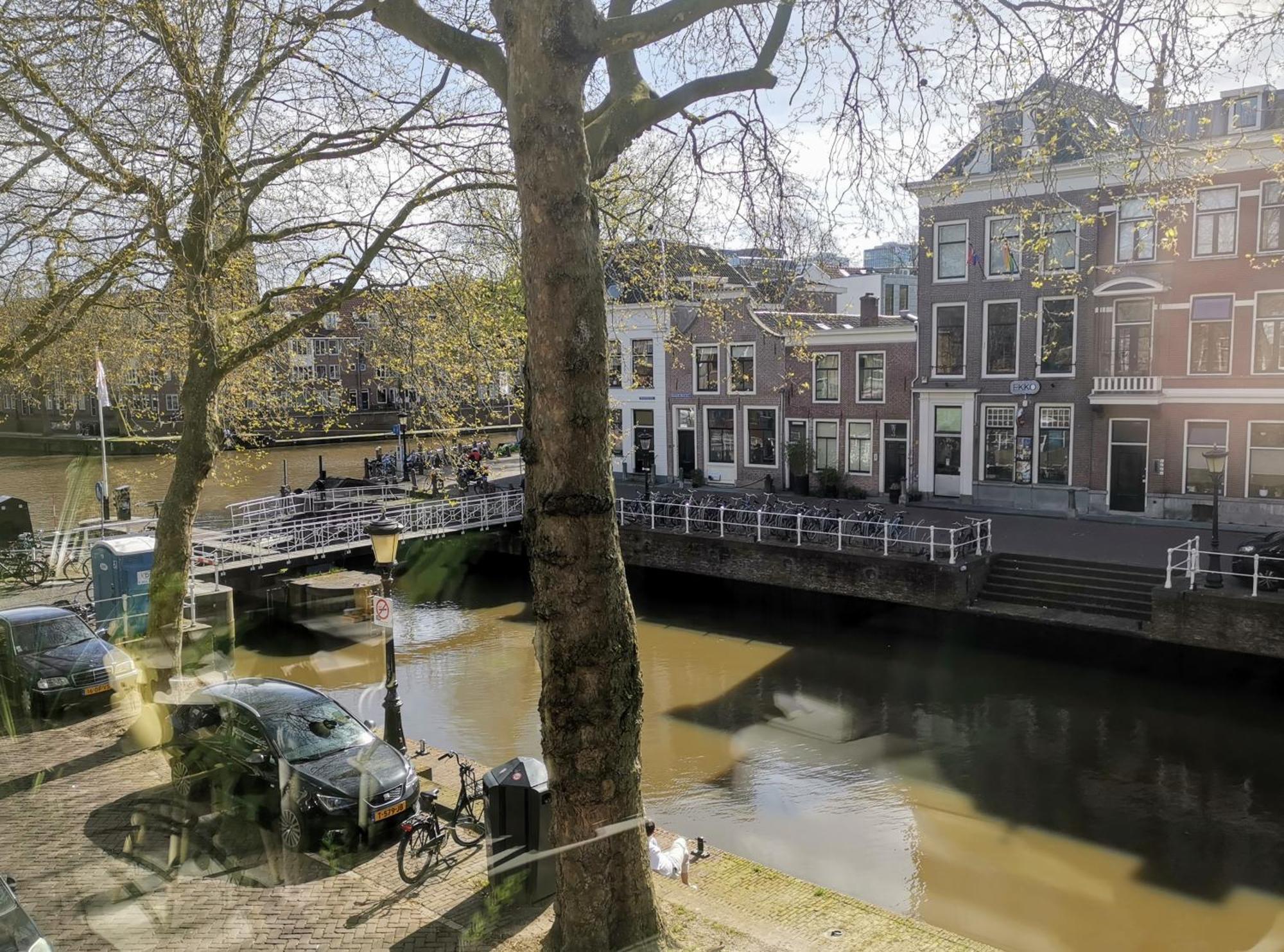 Slapen Aan De Sluis Apartman Utrecht Kültér fotó